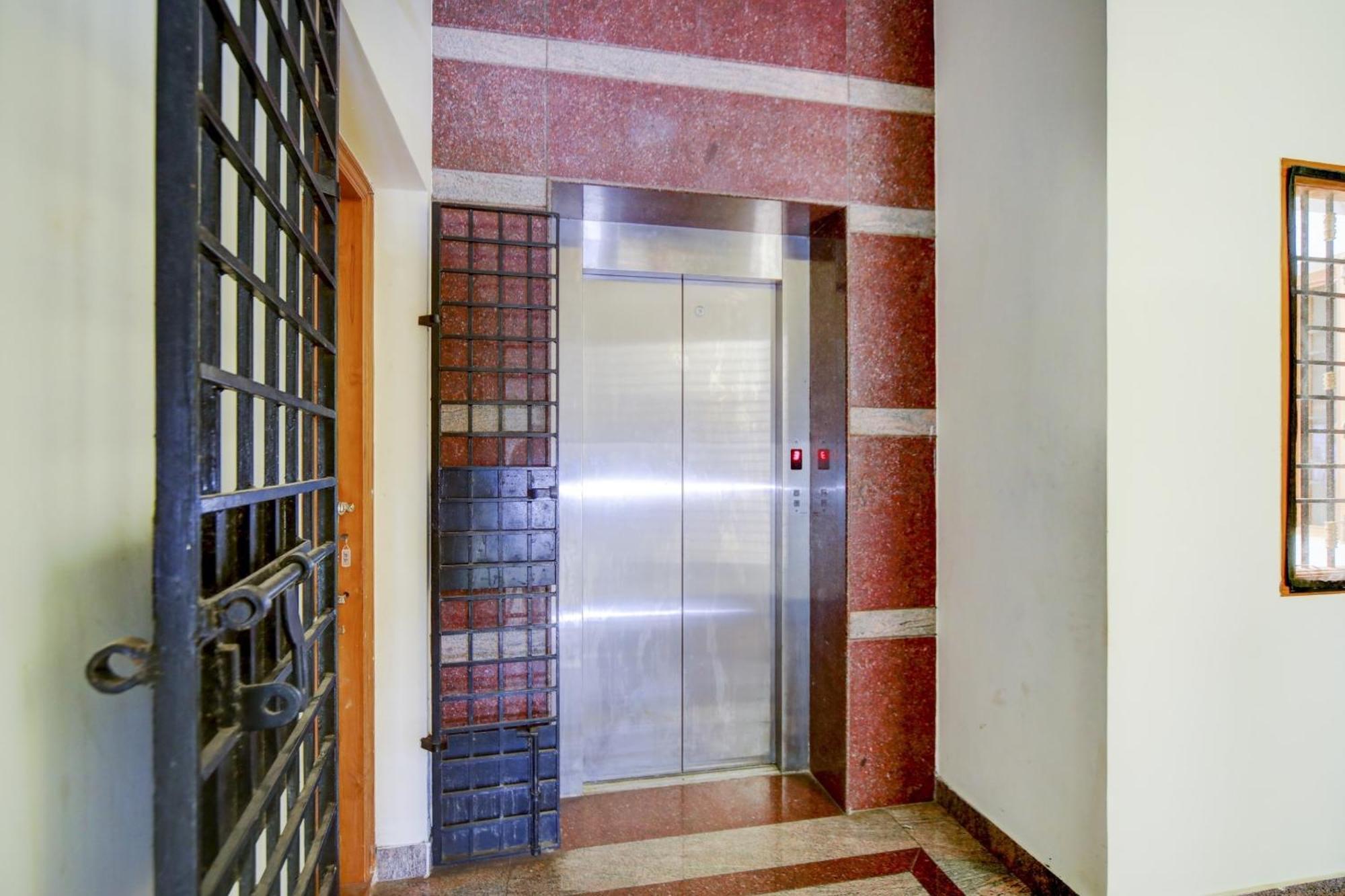 Oyo Flagship Home Tree Service Apartment Near Perumal Kovil T Nagar Csennai Kültér fotó